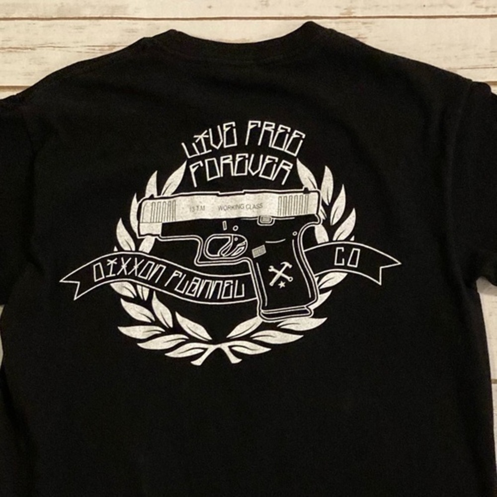 DIXXON Flannel Co Live Free Forever Black Graphic T-Shirt Medium